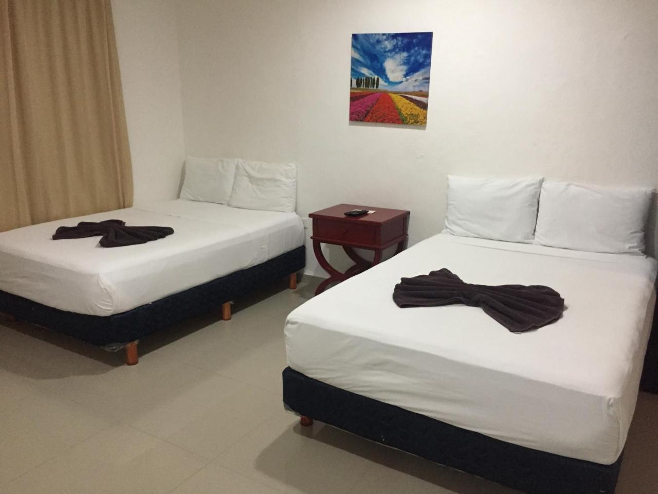Encantada Condo Playa del Carmen Esterno foto